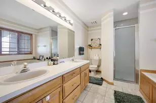 950 Birch View Ct, Saint Paul, MN 55119 - Photo 14
