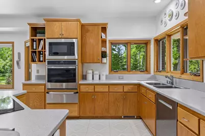 21527 Homestead Trail, Corcoran, MN 55340 - Photo 6