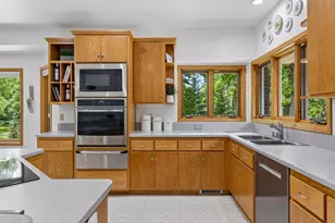 21527 Homestead Trail, Corcoran, MN 55340 - Photo 6
