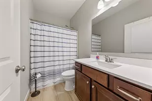 137 Bluff Ln, Dundas, MN 55019 - Photo 8