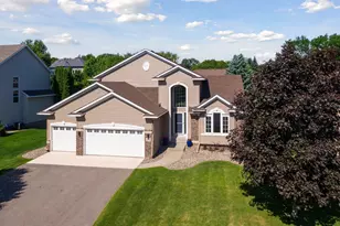 20911 Illinois Path, Lakeville, MN 55044 - Photo 2