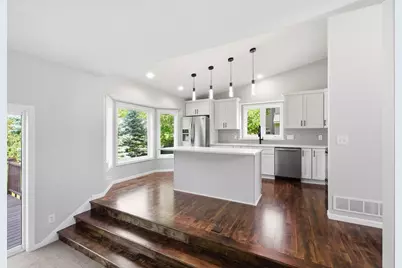 20911 Illinois Path, Lakeville, MN 55044 - Photo 12