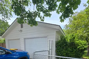 1805 Division St W, Faribault, MN 55021 - Photo 12