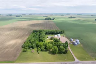 78772 290th St, Madelia, MN 56062 - Photo 1
