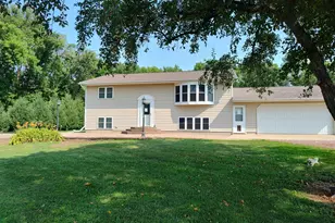 78772 290th St, Madelia, MN 56062 - Photo 1