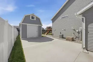 4419 17th St S, Moorhead, MN 56560 - Photo 2