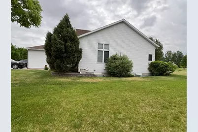 3104 31st Street S, Fargo,  58103 - Photo 2