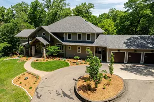 4400 Ettenmoor Ln SW, Rochester, MN 55902 - Photo 2