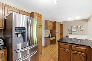 17678 Kettering Trail, Lakeville, MN 55044 - Photo 8