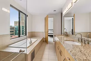 201 S 11th St, Minneapolis, MN 55403 - Photo 22