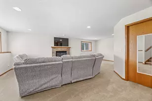 1907 33rd St S, Moorhead, MN 56560 - Photo 24