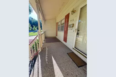 906 Birch Street, Marshall, MN 56258 - Photo 2