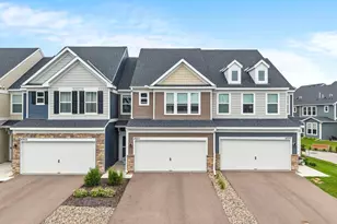 4901 Avery Ct, Eagan, MN 55123 - Photo 4