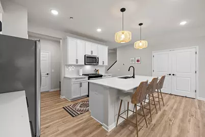 4901 Avery Court, Eagan, MN 55123 - Photo 10