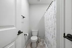 4901 Avery Ct, Eagan, MN 55123 - Photo 36