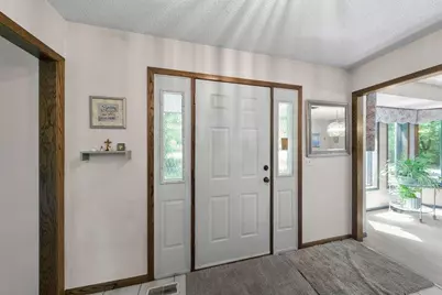 9225 164th Lane NW, Anoka, MN 55303 - Photo 2