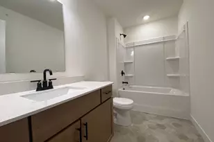 13789 Hollybrook Cir, Apple Valley, MN 55124 - Photo 12