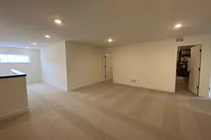13789 Hollybrook Cir, Apple Valley, MN 55124 - Photo 8