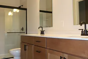13789 Hollybrook Cir, Apple Valley, MN 55124 - Photo 6