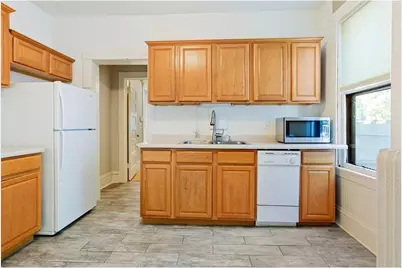 2445 Lyndale Avenue S, Minneapolis, MN 55405 - Photo 8