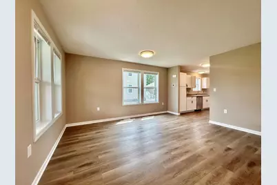 9030 Park Avenue S, Bloomington, MN 55420 - Photo 4