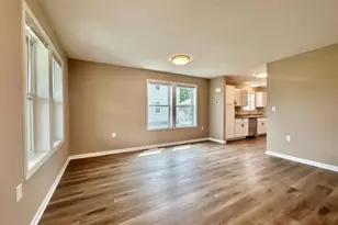 9030 Park Ave S, Bloomington, MN 55420 - Photo 4