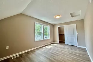 9030 Park Ave S, Bloomington, MN 55420 - Photo 12