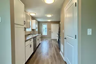 9030 Park Ave S, Bloomington, MN 55420 - Photo 6