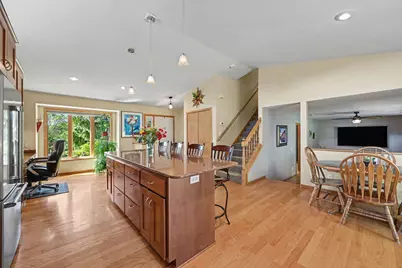 8740 Hillview Drive E, Saint Bonifacius, MN 55375 - Photo 12