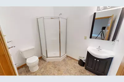 542 Benson Avenue SW #ensuite 116, Willmar, MN 56201 - Photo 4
