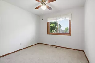 8420 Timberwood Ct, Woodbury, MN 55125 - Photo 26