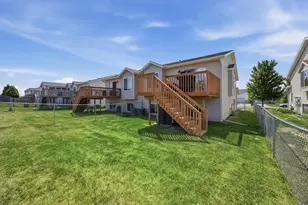 4251 39th Ave S, Fargo, ND 58104 - Photo 24