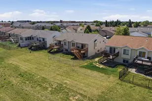 4251 39th Ave S, Fargo, ND 58104 - Photo 32