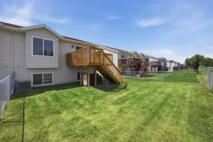 4251 39th Ave S, Fargo, ND 58104 - Photo 26