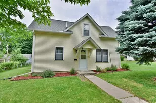 1319 Chandler Ave N, Glencoe, MN 55336 - Photo 1