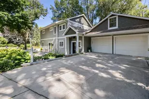 185 W Lake St, Excelsior, MN 55331 - Photo 72