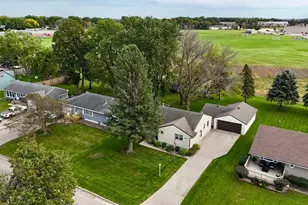 1801 S Shore Dr, Worthington, MN 56187 - Photo 40
