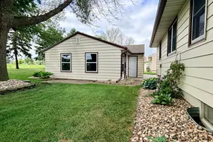 1801 S Shore Dr, Worthington, MN 56187 - Photo 36