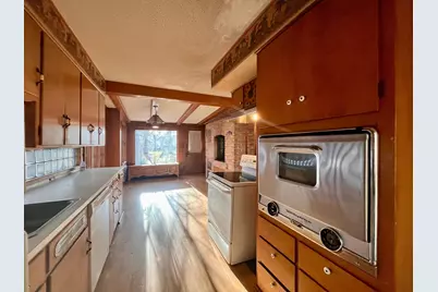 612 10th Street SW, Willmar, MN 56201 - Photo 4