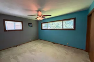 425 W Dodge St, Luverne, MN 56156 - Photo 8
