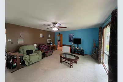 425 W Dodge Street, Luverne, MN 56156 - Photo 10