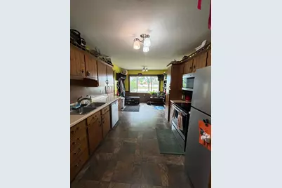 425 W Dodge Street, Luverne, MN 56156 - Photo 2