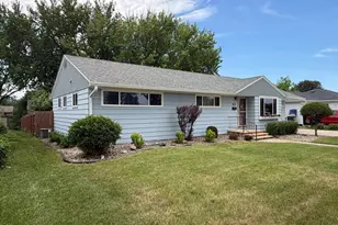 425 W Dodge St, Luverne, MN 56156 - Photo 38