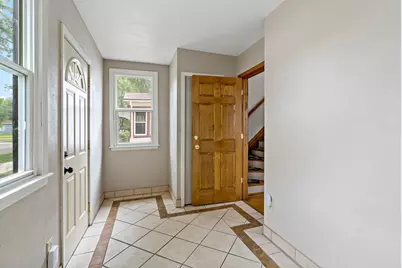 996 Charles Avenue, Saint Paul, MN 55104 - Photo 2