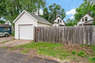 996 Charles Ave, Saint Paul, MN 55104 - Photo 24
