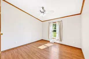 5404 S Midbon Rd, Superior, WI 54880 - Photo 20