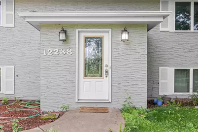 12238 S Robert Trail, Rosemount, MN 55068 - Photo 2