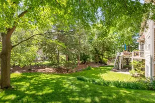 10051 Gristmill Ridge, Eden Prairie, MN 55347 - Photo 24