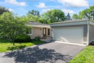 711 Lincoln St N, Northfield, MN 55057 - Photo 2