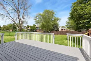 8906 Woodhall Crossing N, Brooklyn Park, MN 55443 - Photo 40